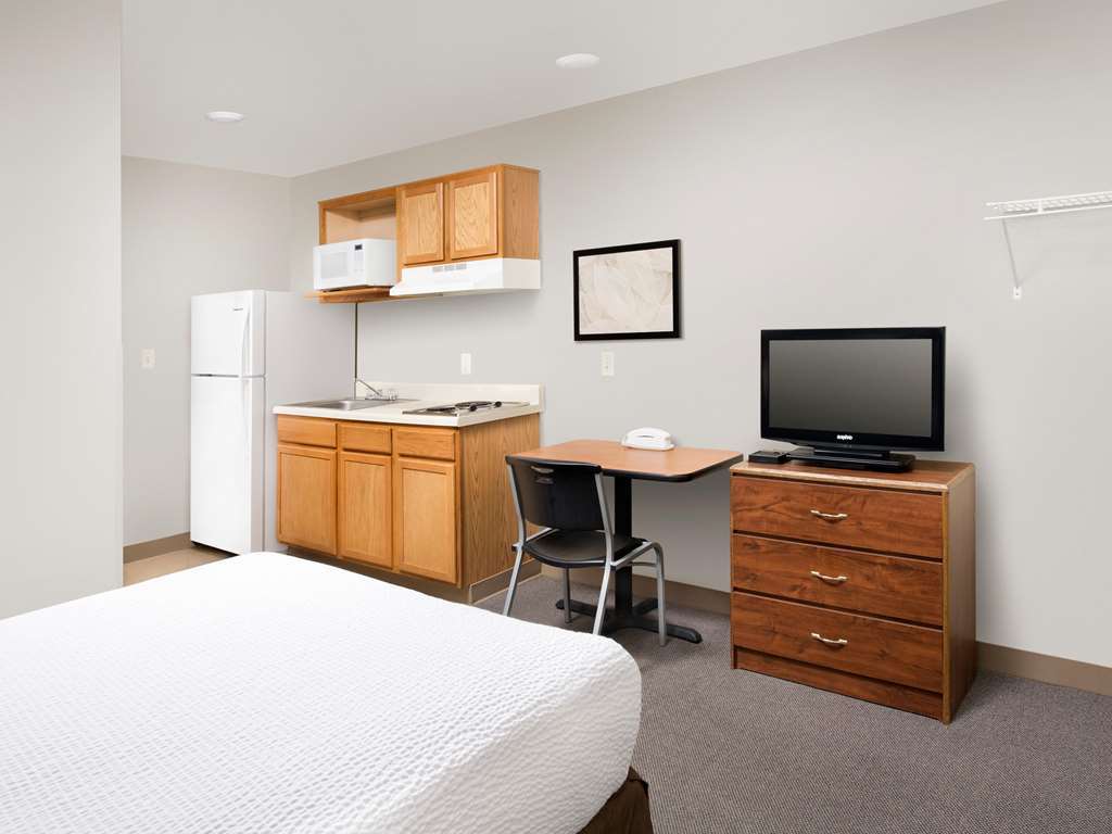 Extended Stay America Select Suites - Wichita - South Szoba fotó