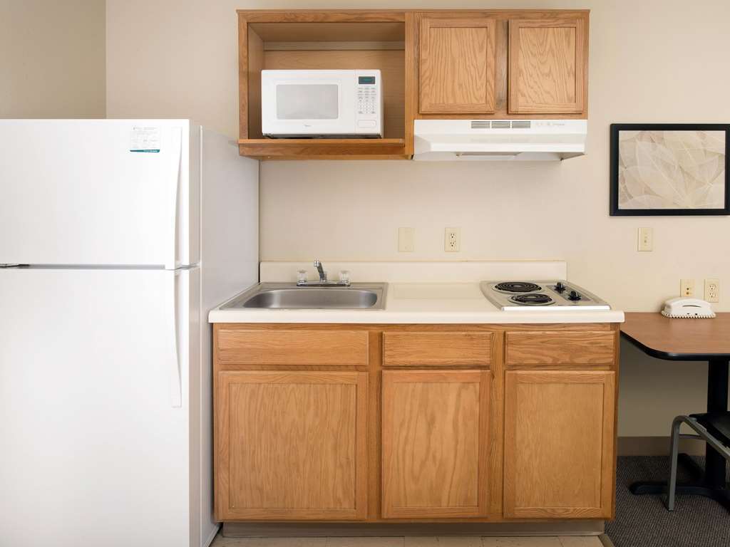 Extended Stay America Select Suites - Wichita - South Szoba fotó