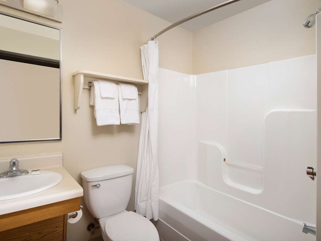 Extended Stay America Select Suites - Wichita - South Szoba fotó