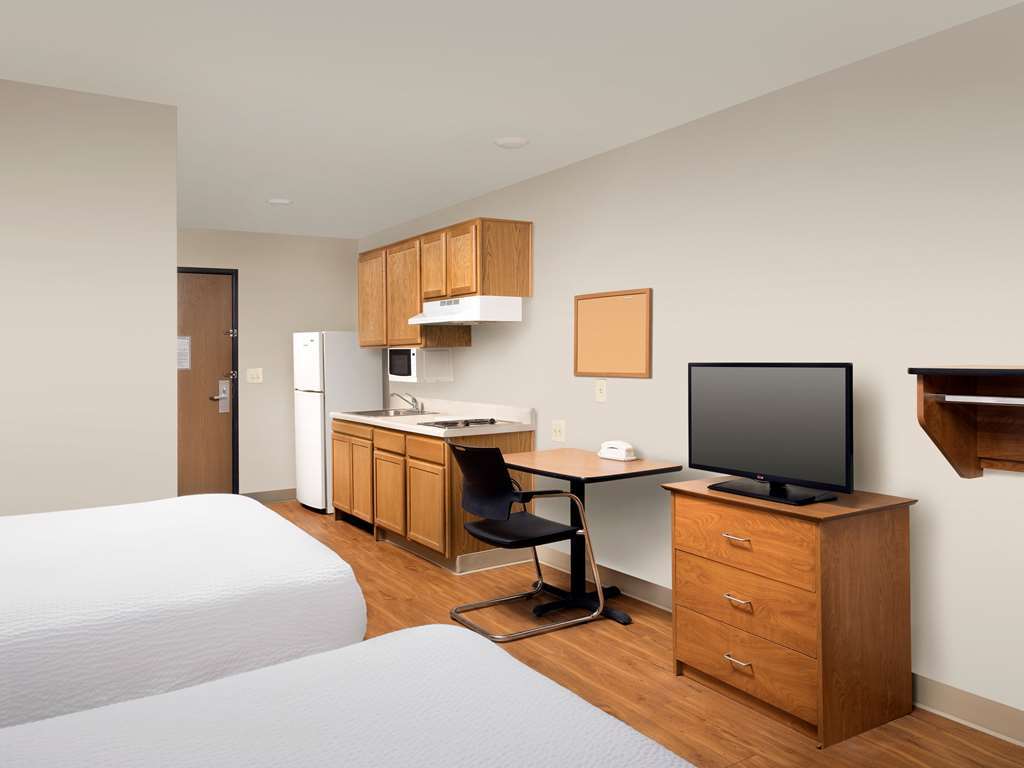 Extended Stay America Select Suites - Wichita - South Szoba fotó