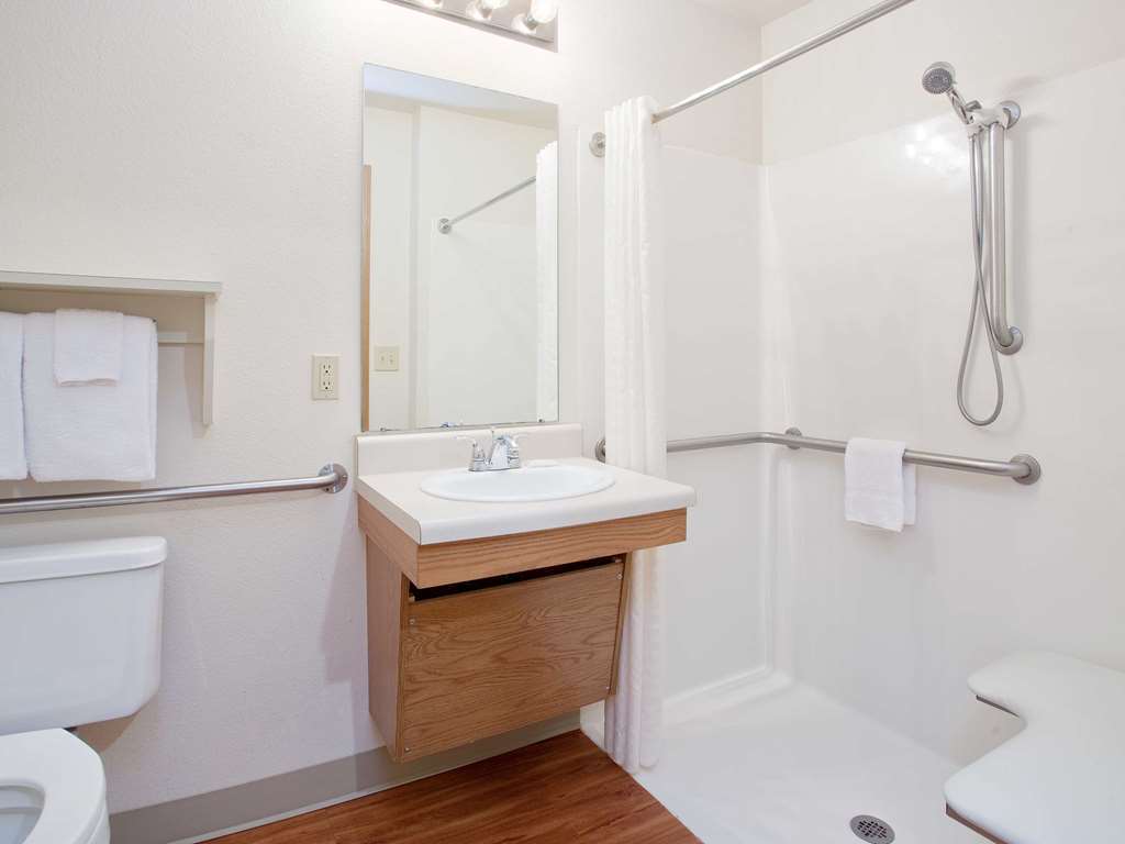 Extended Stay America Select Suites - Wichita - South Szoba fotó