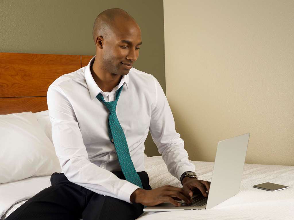 Extended Stay America Select Suites - Wichita - South Szoba fotó